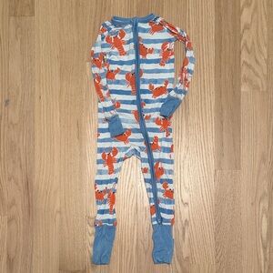 GENTLY USED LITTLE SLEEPIES ZIPPY